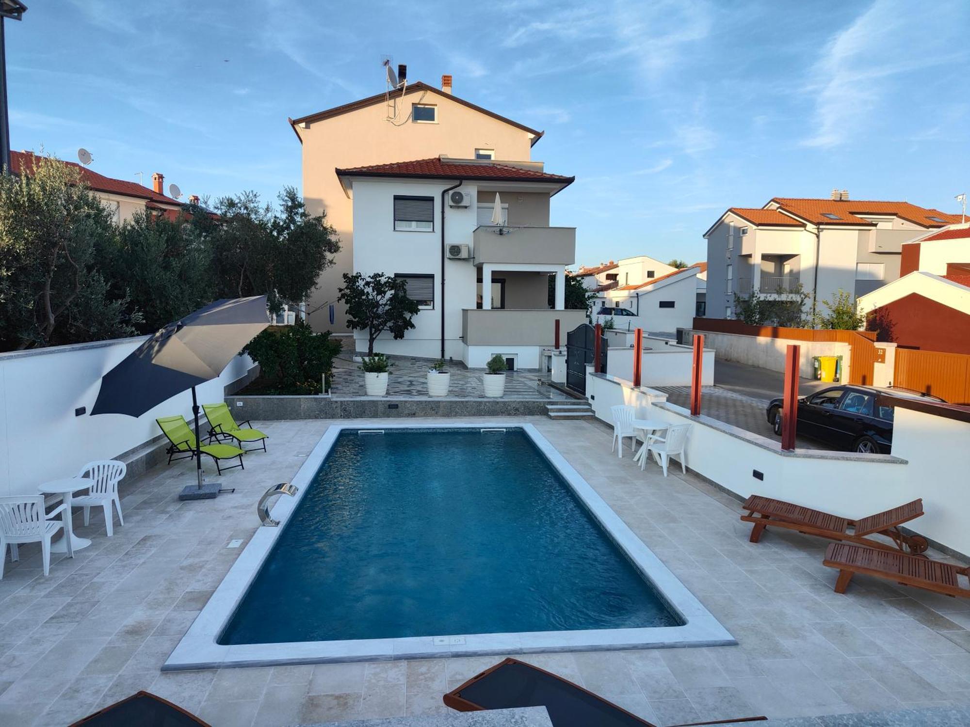 Apartments Ivana With The Pool Rovinjsko Selo Exterior photo